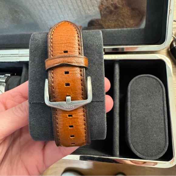 Fossil The Minimalist Slim Three-Hand Light Brown Leather Watch - Picture 2 of 6